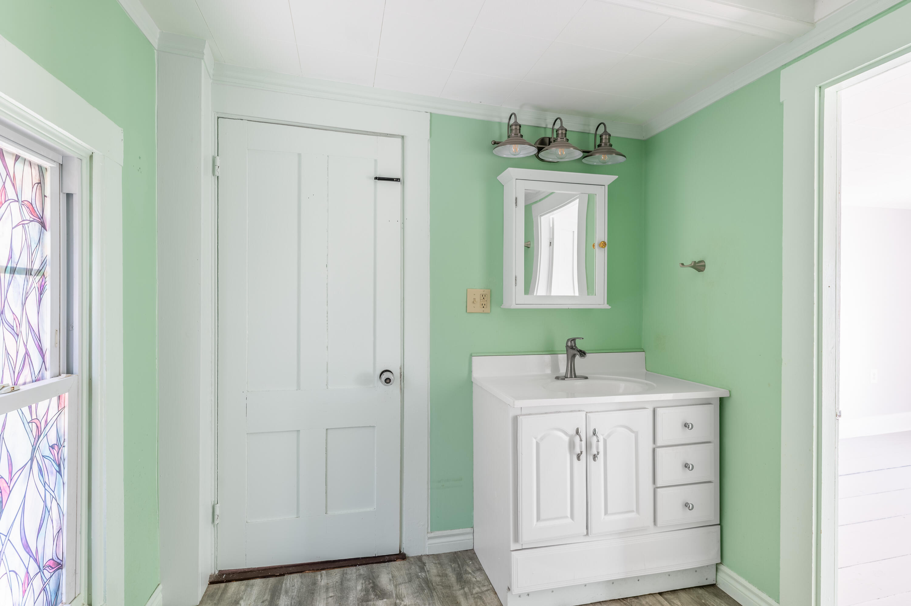 31 Dean Street Winterport ME 04496
