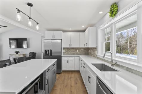 7 Mavis Drive Turner ME 04282