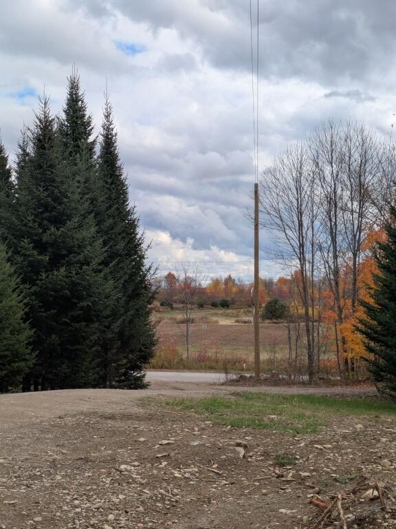 12 Country View Lane Freedom ME 04941