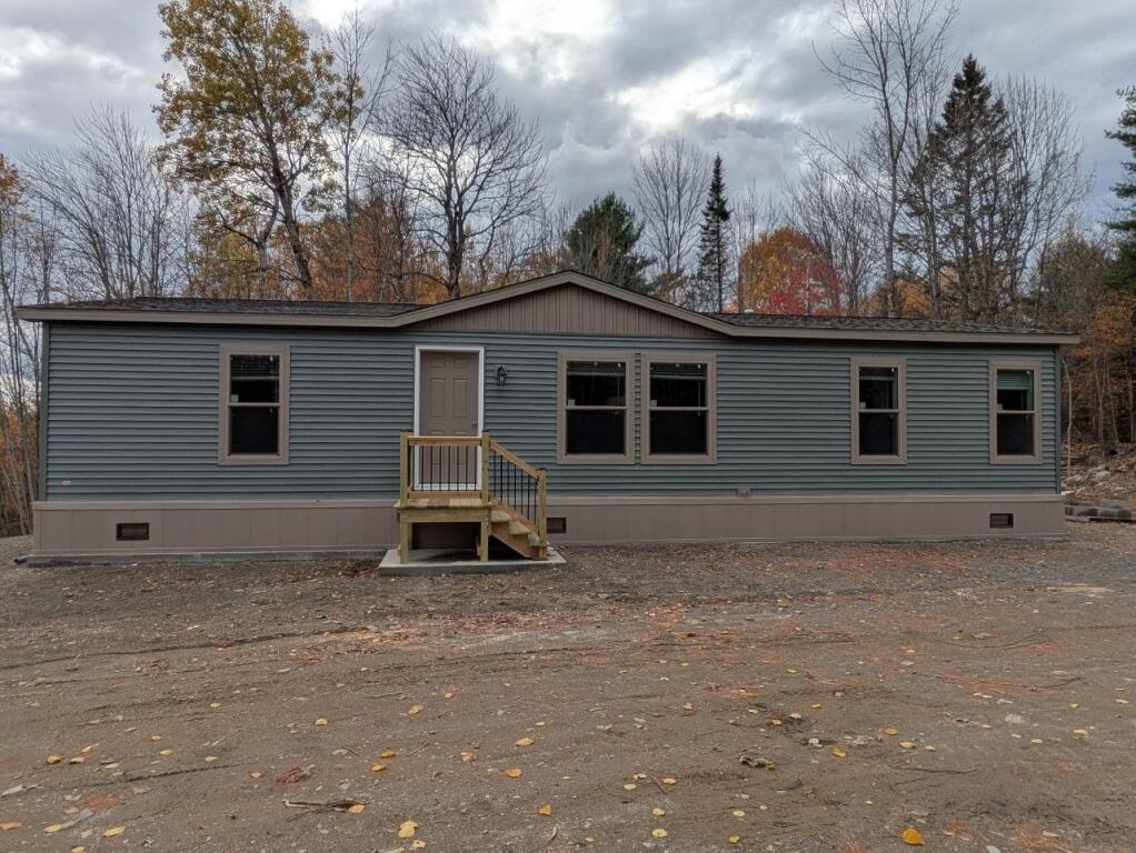 12 Country View Lane Freedom ME 04941