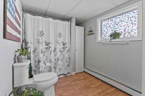 43 Harrison Avenue Gardiner ME 04345