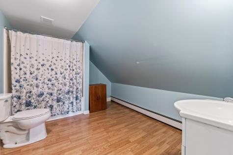 43 Harrison Avenue Gardiner ME 04345