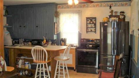 41 Gill Street Auburn ME 04210