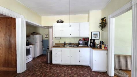 30 Bowdoin Street Houlton ME 04730