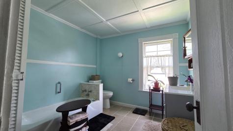 30 Bowdoin Street Houlton ME 04730