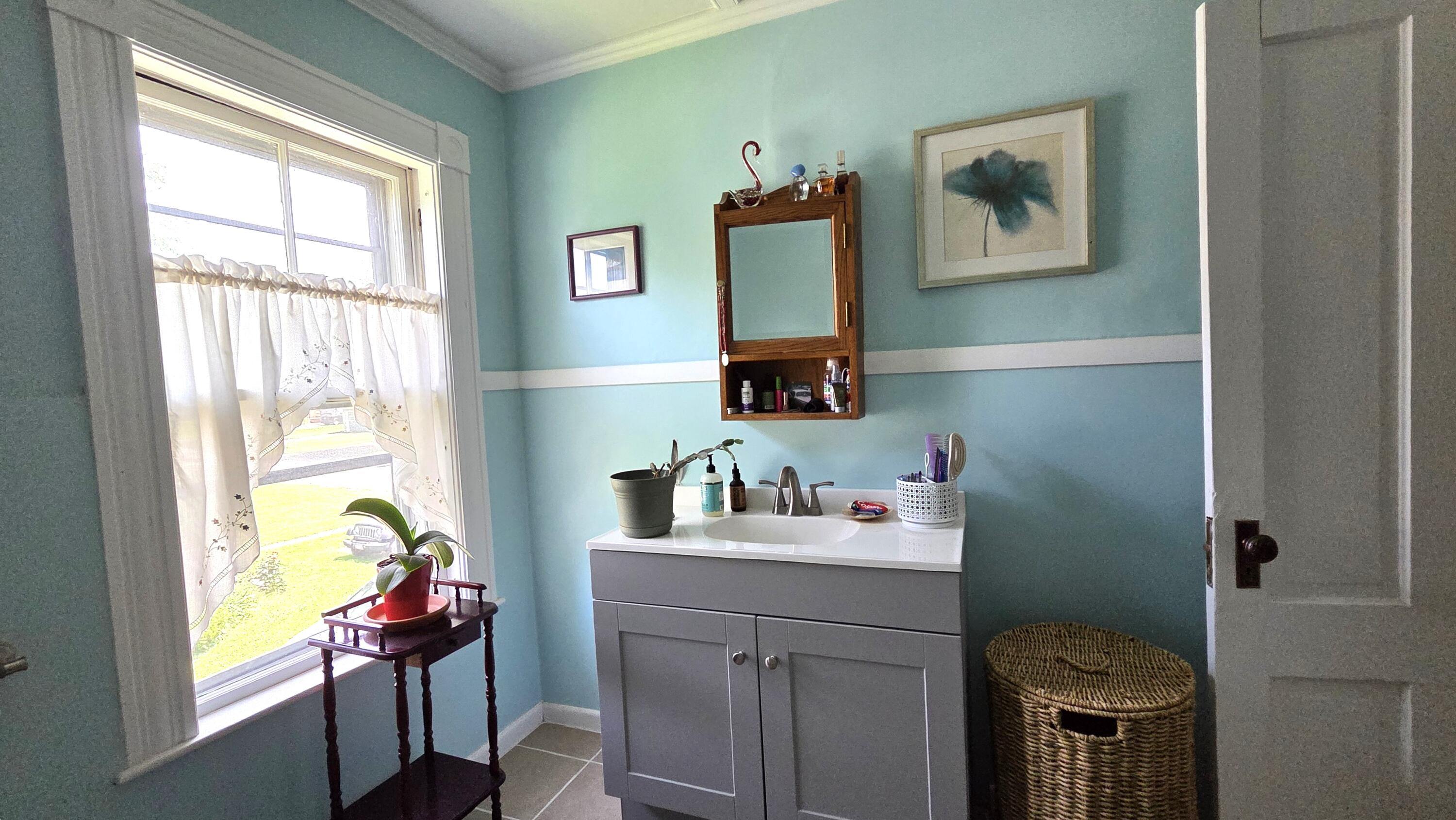30 Bowdoin Street Houlton ME 04730