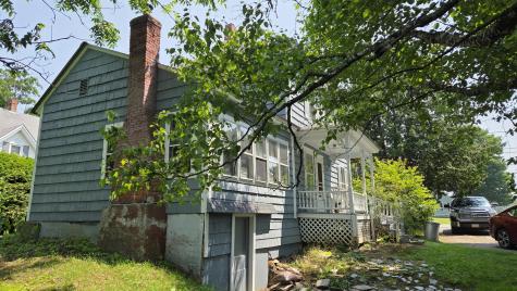 30 Bowdoin Street Houlton ME 04730