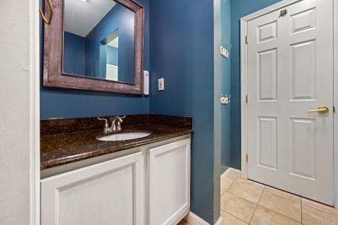 23 Horseshoe Lane Hampden ME 04444