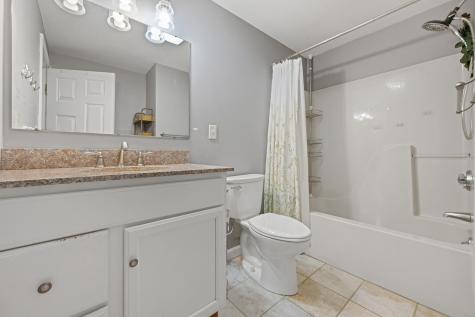 23 Horseshoe Lane Hampden ME 04444