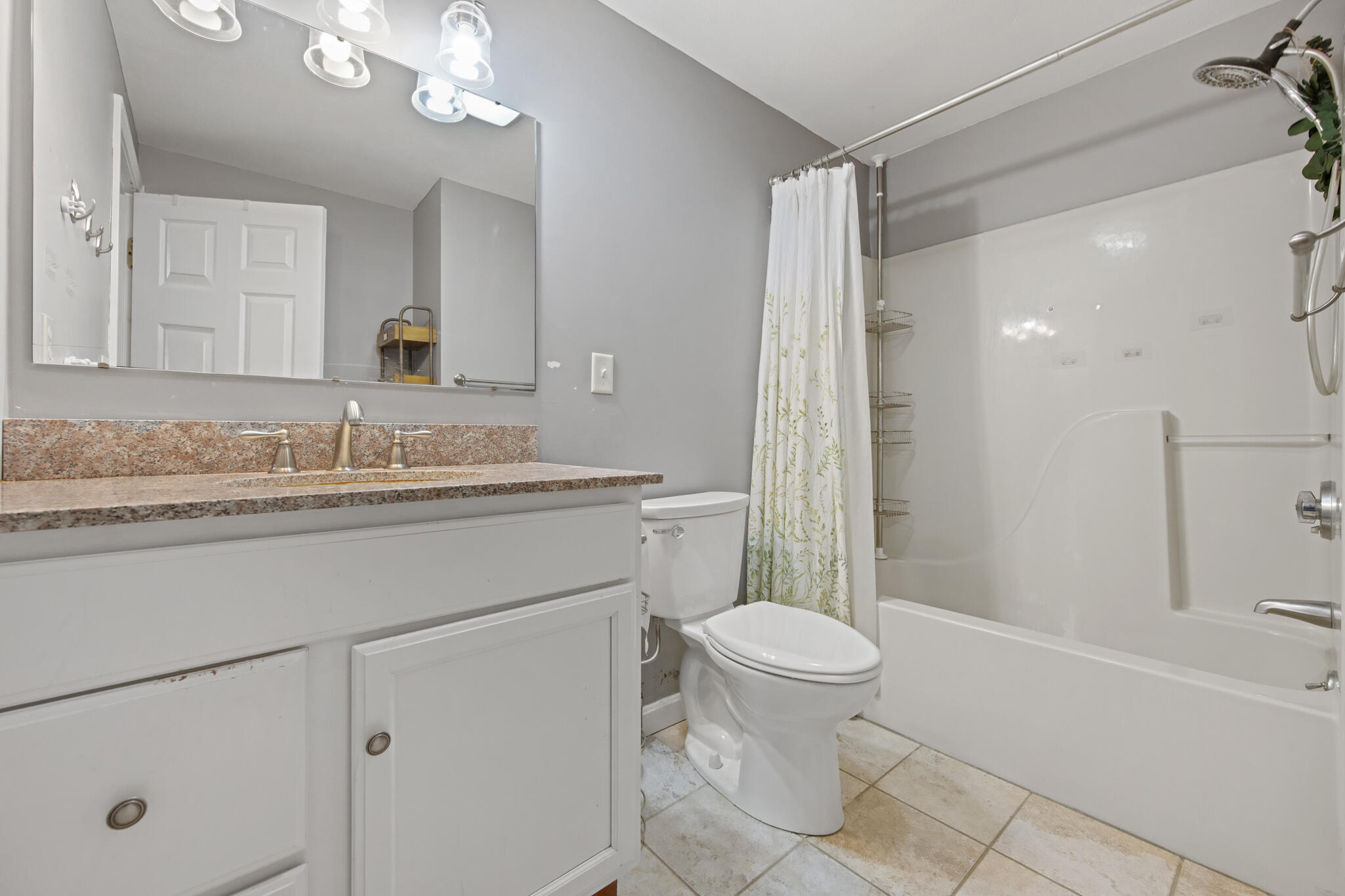 23 Horseshoe Lane Hampden ME 04444