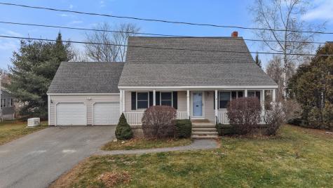 23 Horseshoe Lane Hampden ME 04444