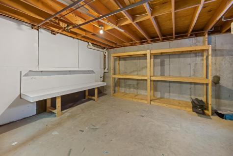 23 Horseshoe Lane Hampden ME 04444