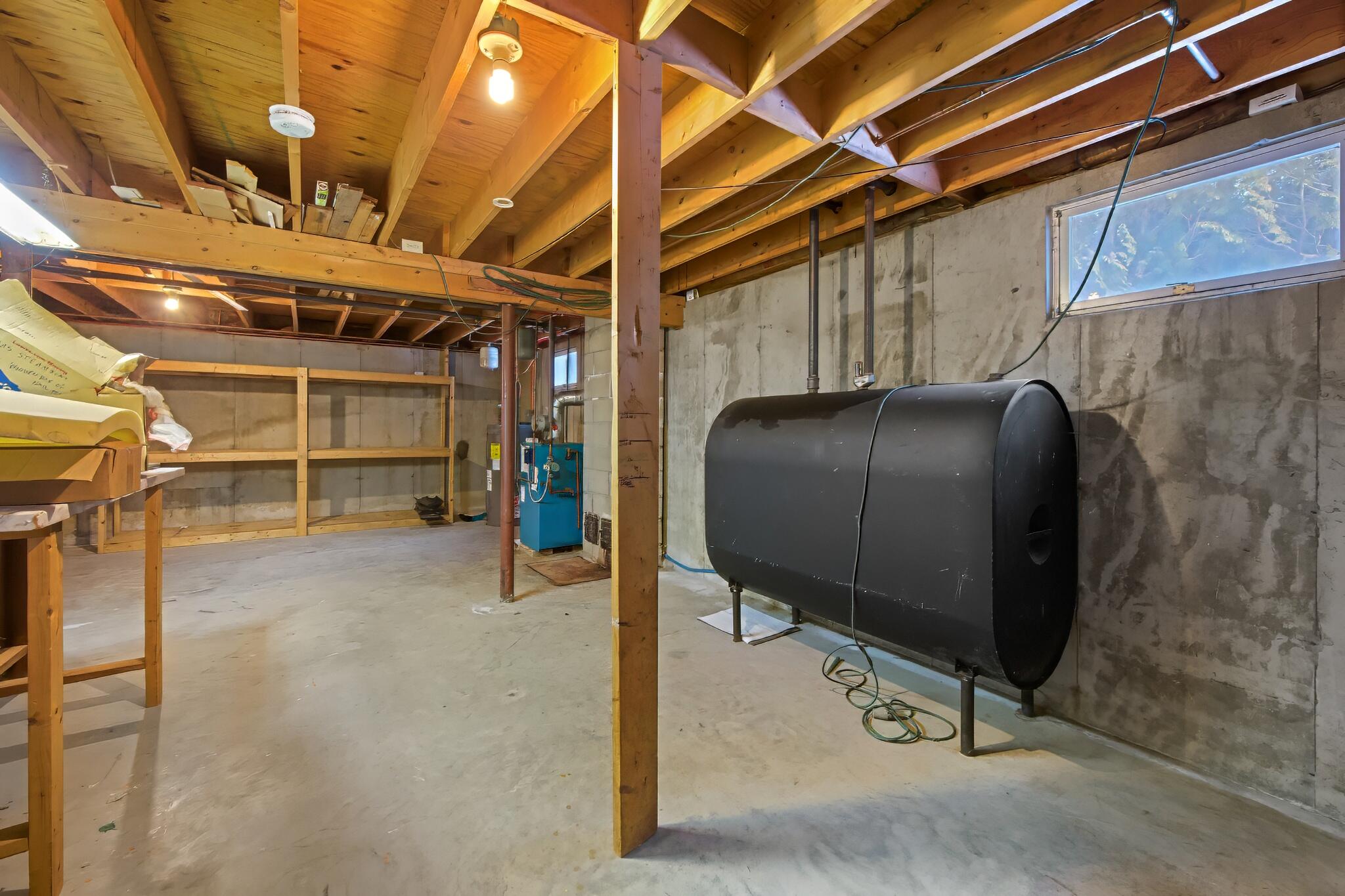 23 Horseshoe Lane Hampden ME 04444