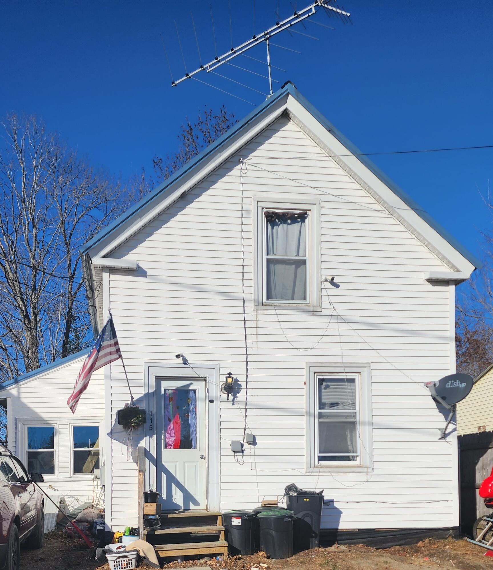 115 Cottage Street Pittsfield Maine Real Estate Listing MLS 1549694