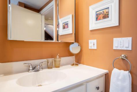 68 Alpine Road Portland ME 04103