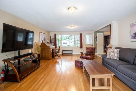 68 Alpine Road Portland ME 04103