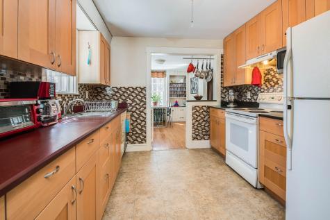 6 Pine View Road Falmouth ME 04105