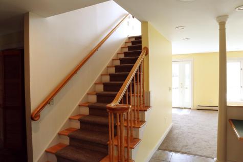 576 N Auburn Road Auburn ME 04210
