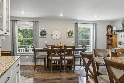 6 Farley Lane Oxford ME 04270