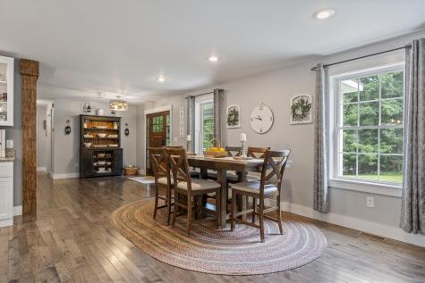 6 Farley Lane Oxford ME 04270