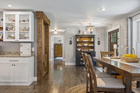 6 Farley Lane Oxford ME 04270