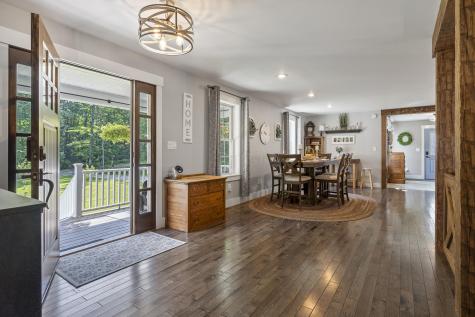 6 Farley Lane Oxford ME 04270