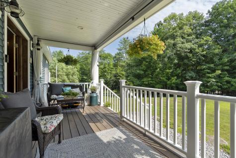 6 Farley Lane Oxford ME 04270
