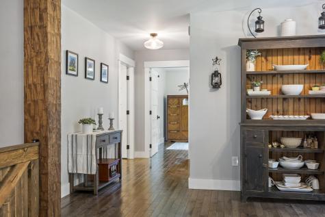 6 Farley Lane Oxford ME 04270