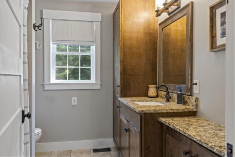 6 Farley Lane Oxford ME 04270