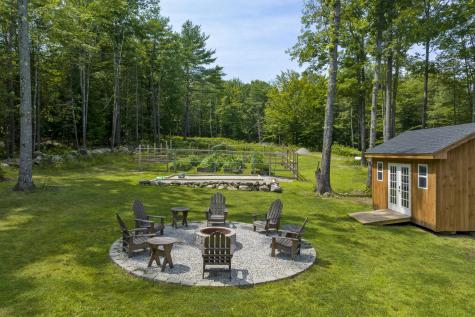 6 Farley Lane Oxford ME 04270