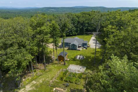 6 Farley Lane Oxford ME 04270