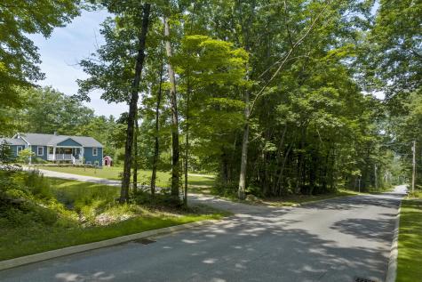 6 Farley Lane Oxford ME 04270