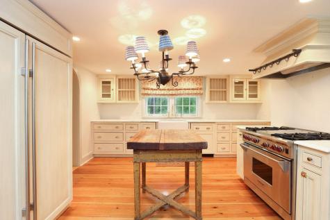 16 Colony Avenue Kennebunkport ME 04046