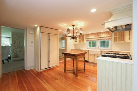 16 Colony Avenue Kennebunkport ME 04046