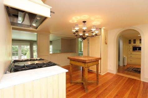 16 Colony Avenue Kennebunkport ME 04046