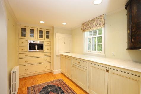 16 Colony Avenue Kennebunkport ME 04046
