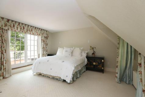 16 Colony Avenue Kennebunkport ME 04046