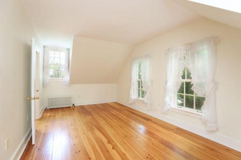 16 Colony Avenue Kennebunkport ME 04046