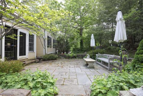 16 Colony Avenue Kennebunkport ME 04046