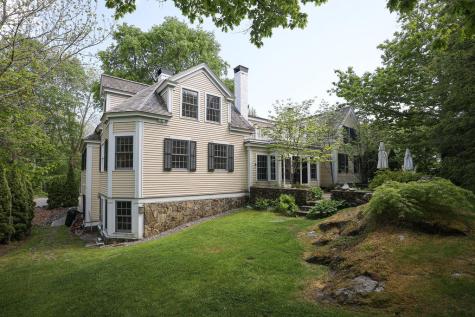 16 Colony Avenue Kennebunkport ME 04046