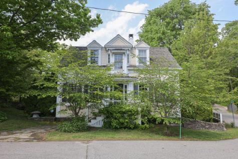16 Colony Avenue Kennebunkport ME 04046