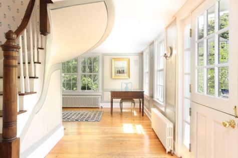 16 Colony Avenue Kennebunkport ME 04046