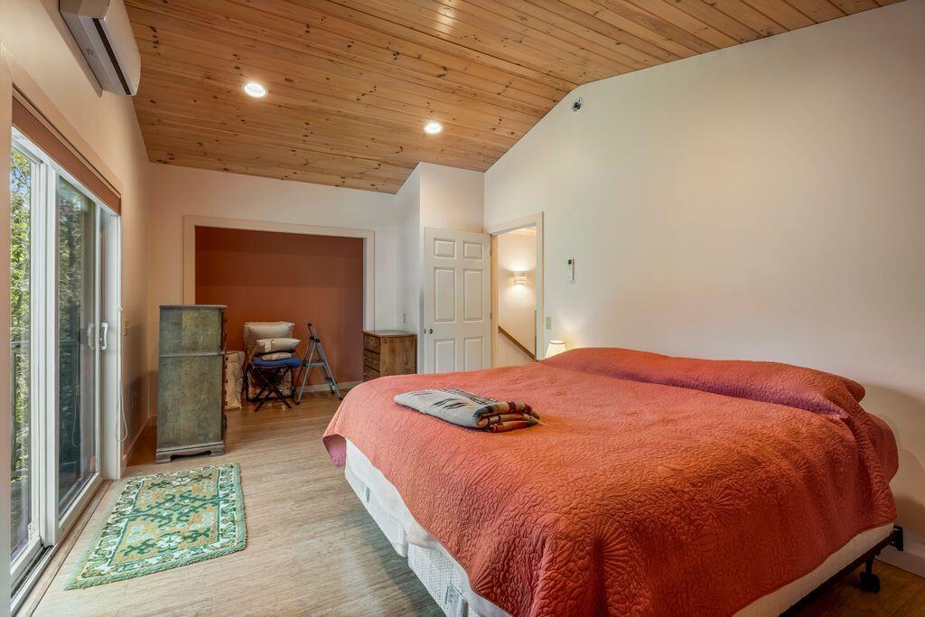 242 Long Reach Lane Harpswell ME 04079