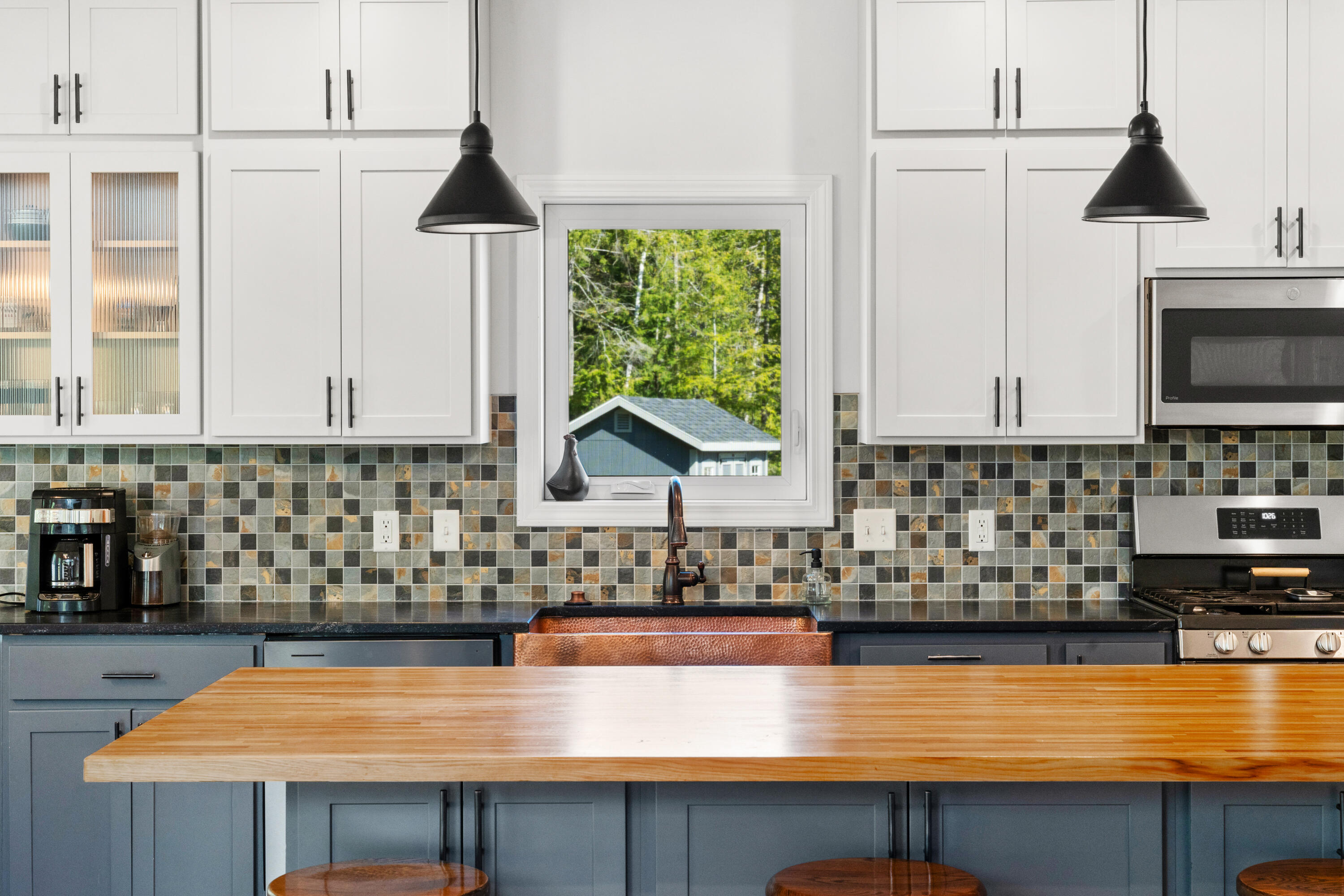 8 Shadbush Lane Orono ME 04473