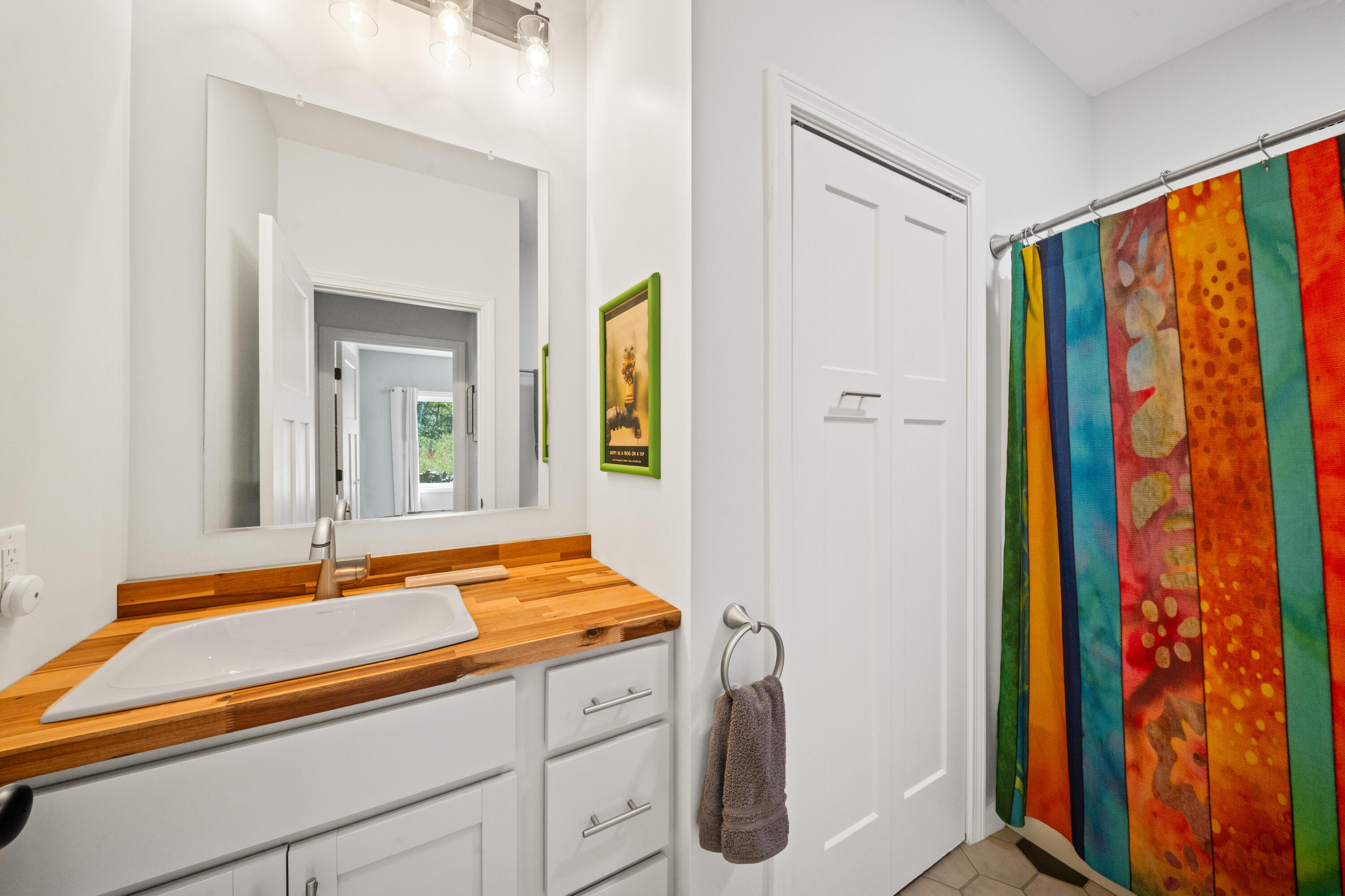 8 Shadbush Lane Orono ME 04473