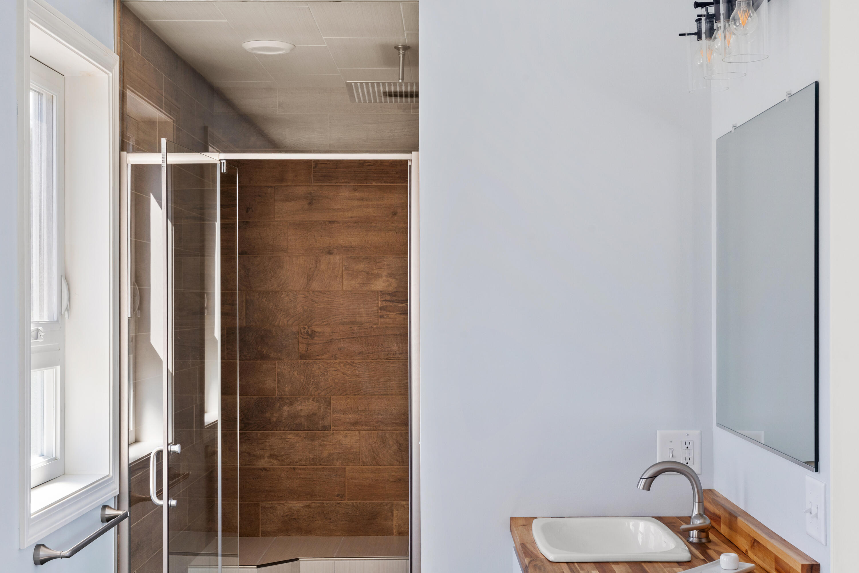 8 Shadbush Lane Orono ME 04473