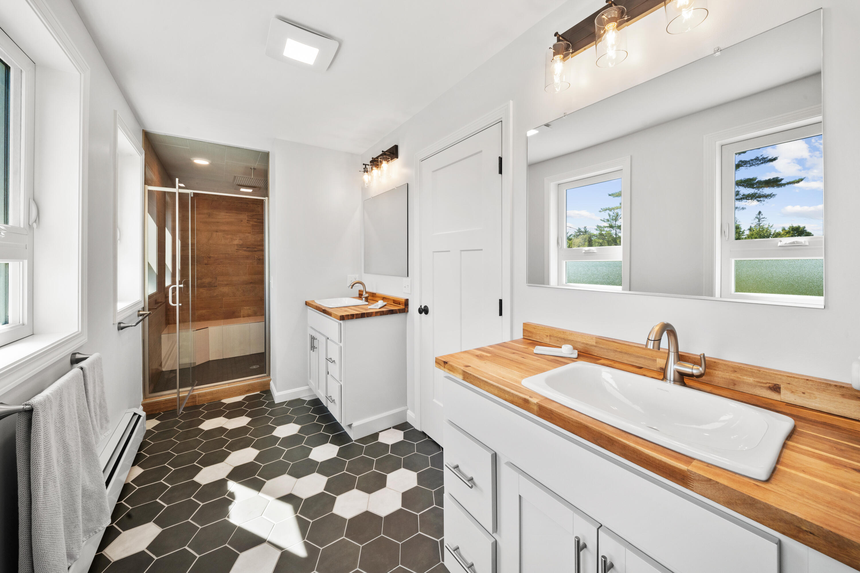 8 Shadbush Lane Orono ME 04473