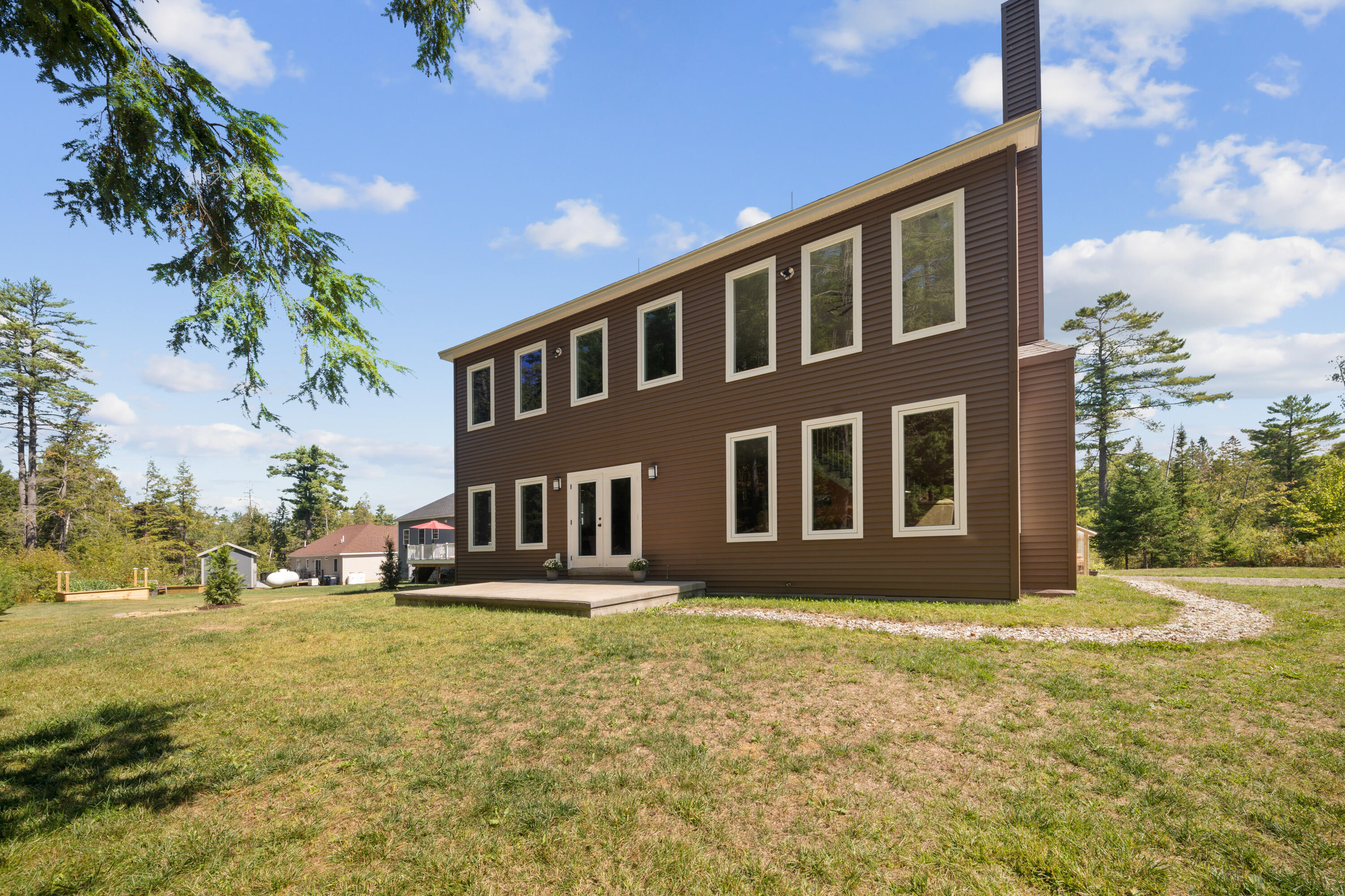 8 Shadbush Lane Orono ME 04473