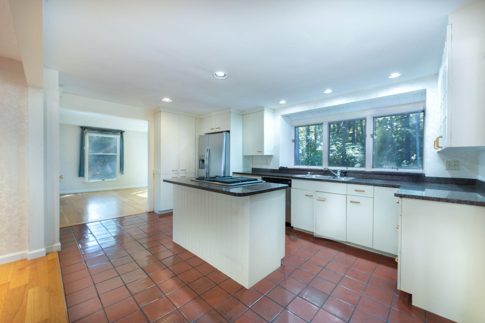 14 Patricia Drive Topsham ME 04086