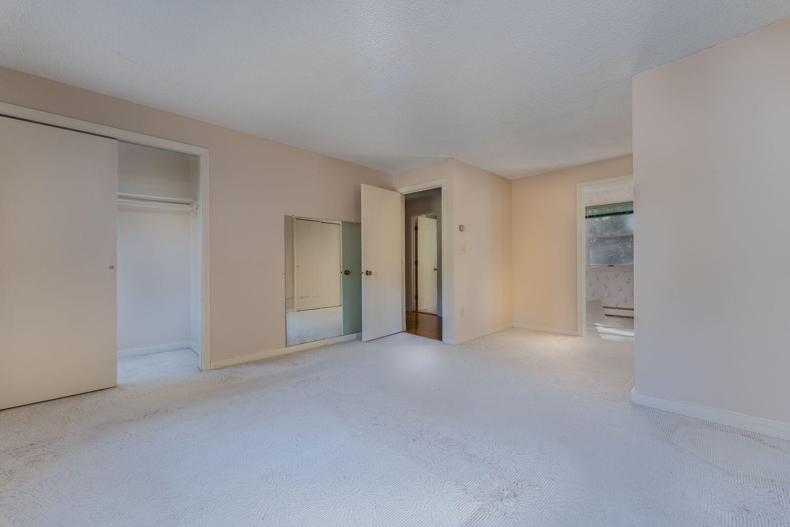 14 Patricia Drive Topsham ME 04086